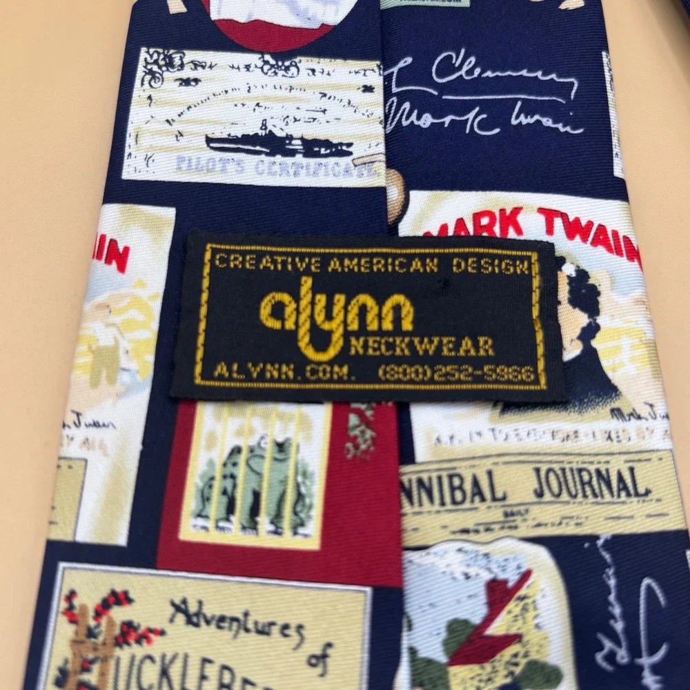 Alynn Neckwear Tie Mens Navy Blue Silk Mark Twain Literary Bookish Excellent